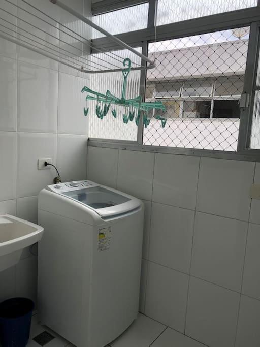 Apartamento quadra da praia - Pitangueiras Guarujá Exterior foto